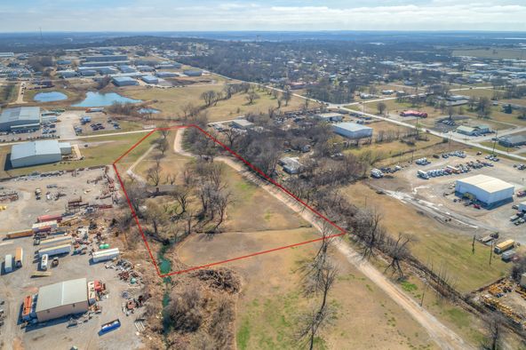 1706 N 161st East Ave, Tulsa, OK 74116